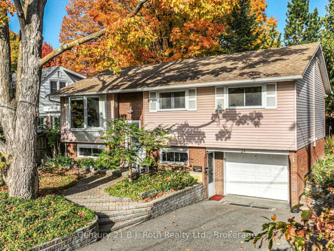 24 Champlain Street, Orillia