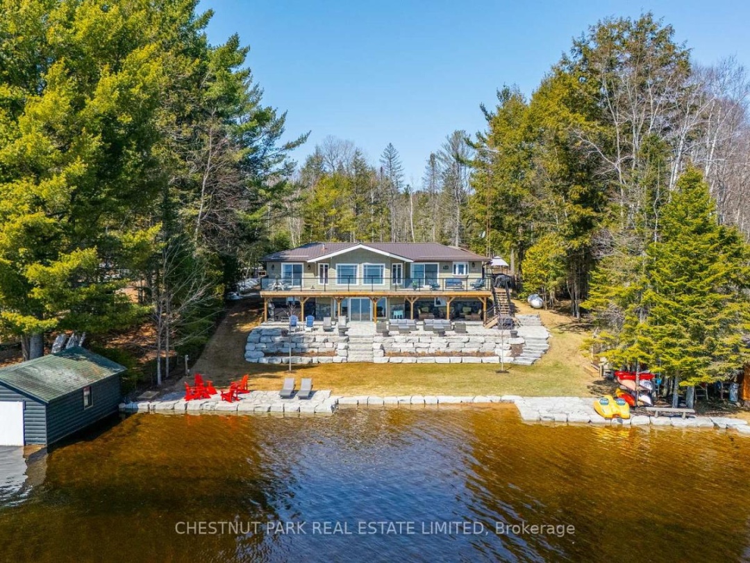 1168 Curry Road, Haliburton Lake