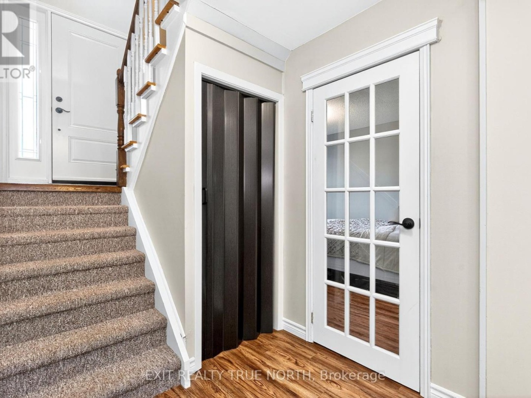 32 LANKIN BOULEVARD, 