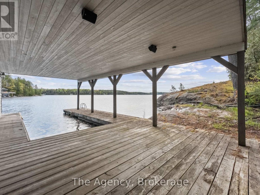 80 Tall Timbers Road, Lake Joseph
