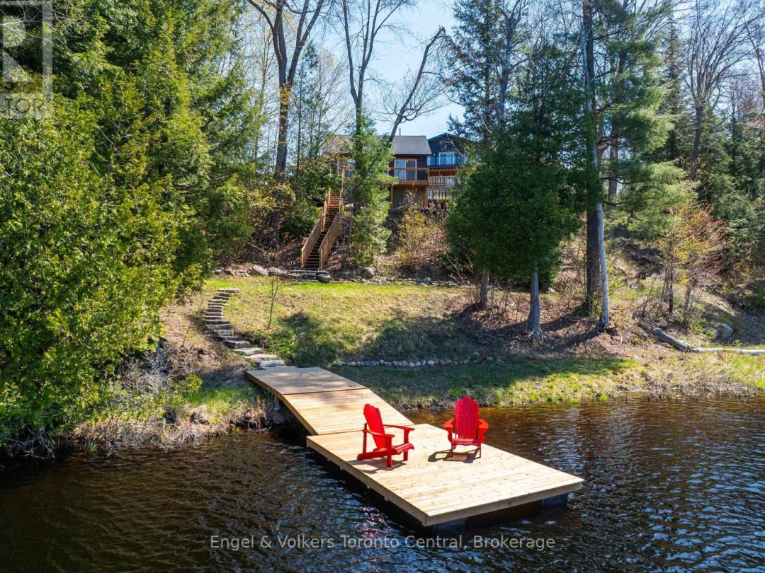 1457 Lake Joseph Road, Mctaggart Lake