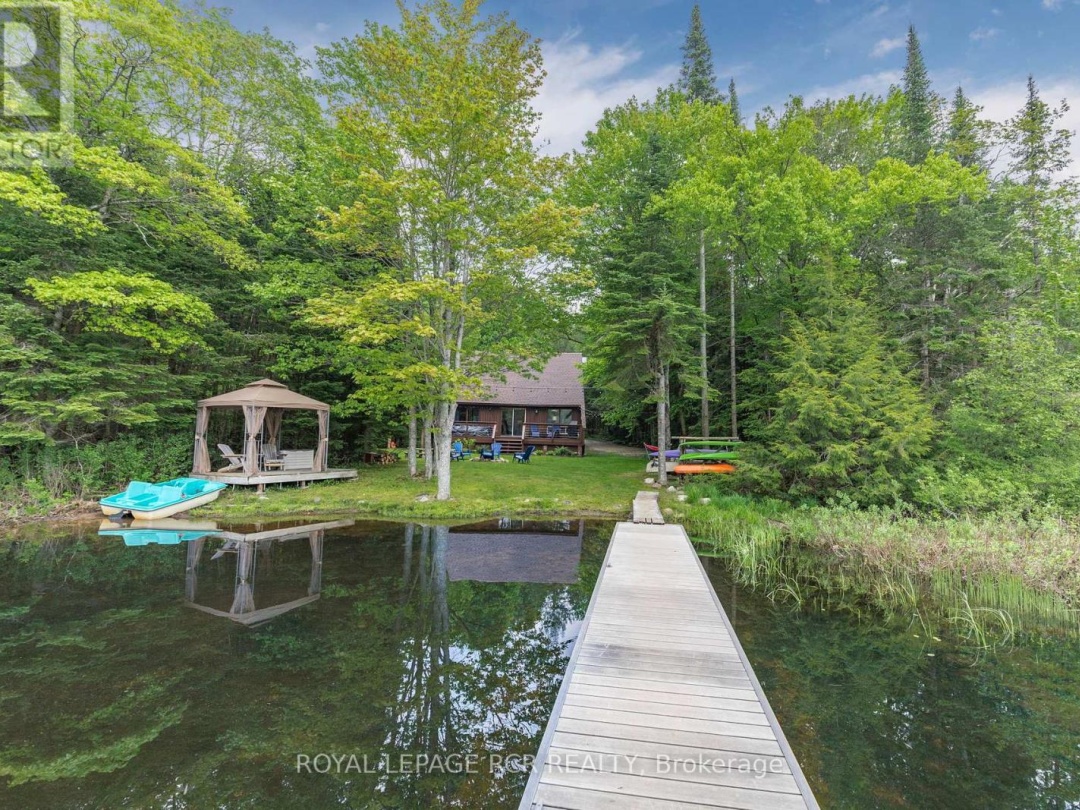 1034 BIRD LAKE CRESCENT, 