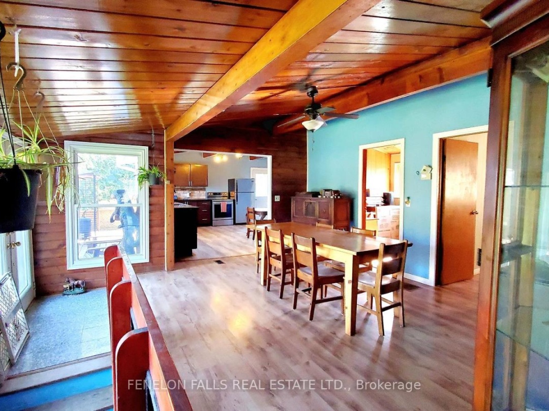 105 Cedarplank Road, Burnt Lake