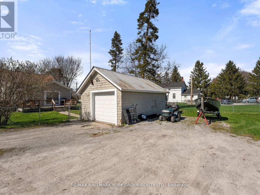 397 Mara Road, Lake Simcoe