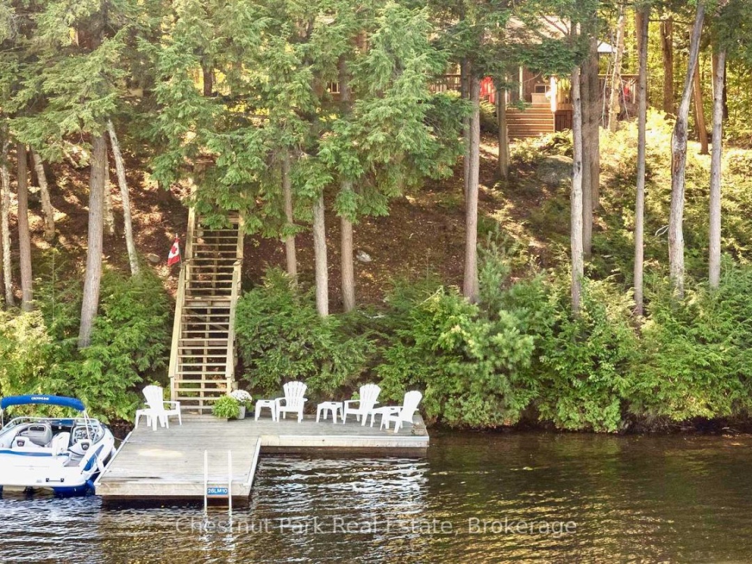 10 TAYLOR (26LM10) ISLAND, 