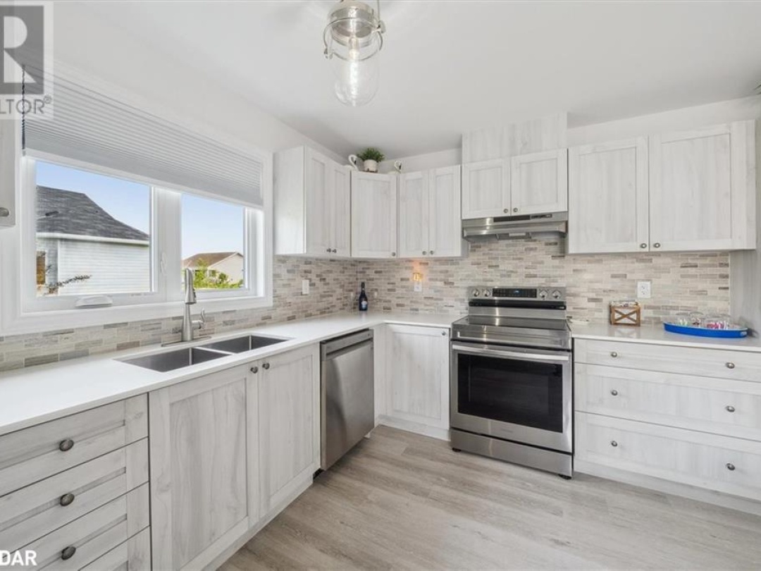 31 REYNOLDS Drive, 