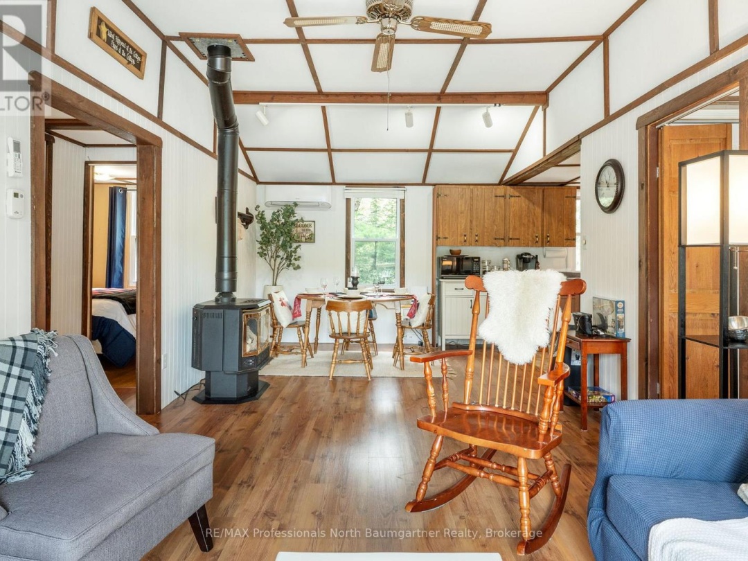 1004 Wilson Heights Trail, Haliburton Lake