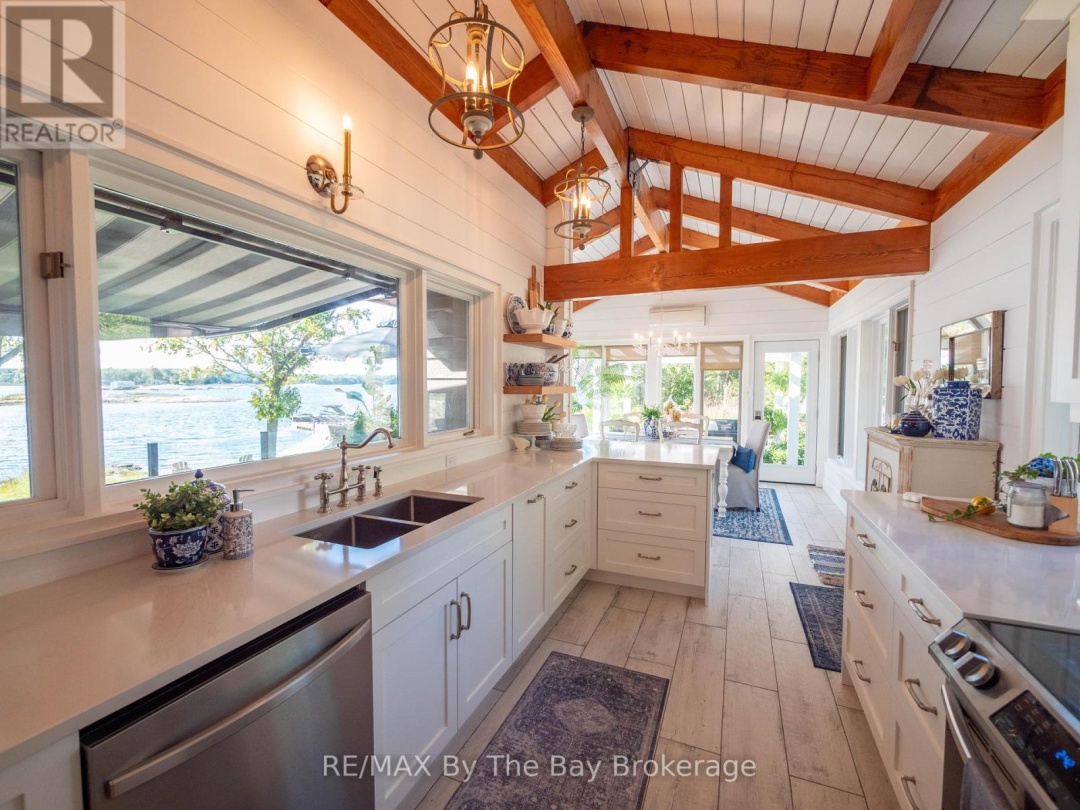 4476 ISLAND 1040/LITTLE BEAUSOLEIL ISLAND, 