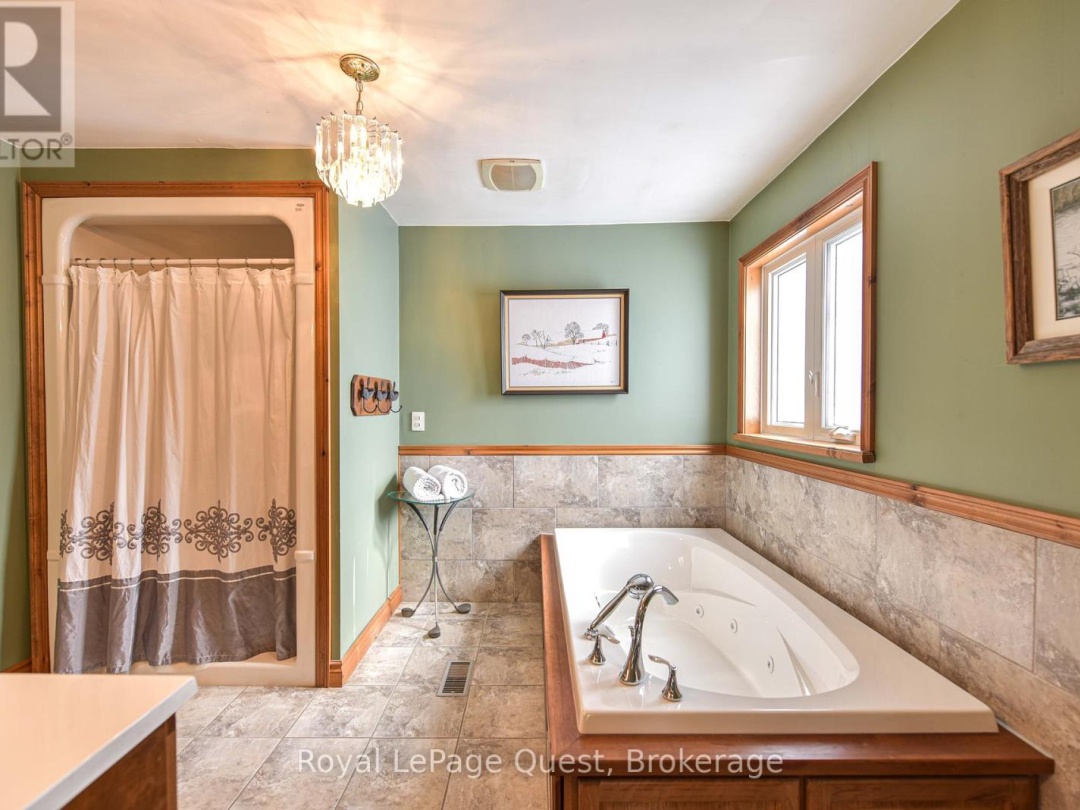3012 MOYNES ROAD, Severn Lake