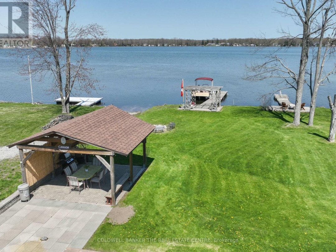4137 Bayview Avenue, Lake Simcoe