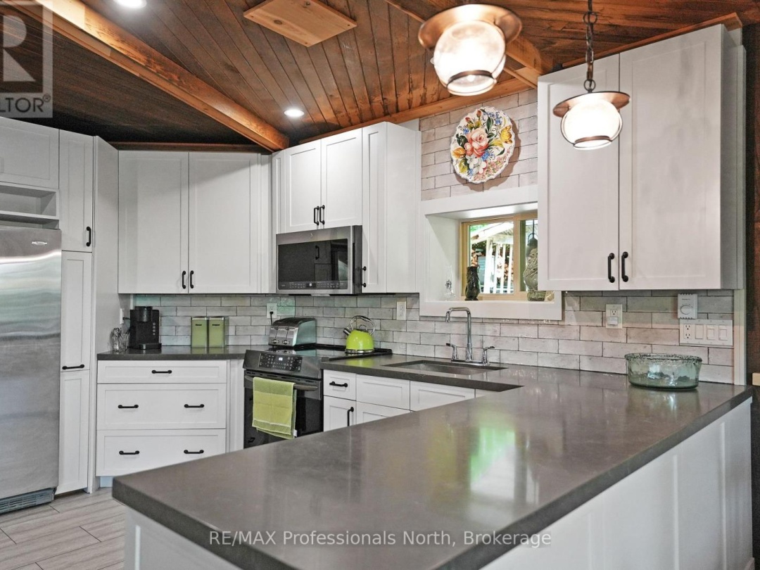 1511 WENONA LAKE ROAD, 