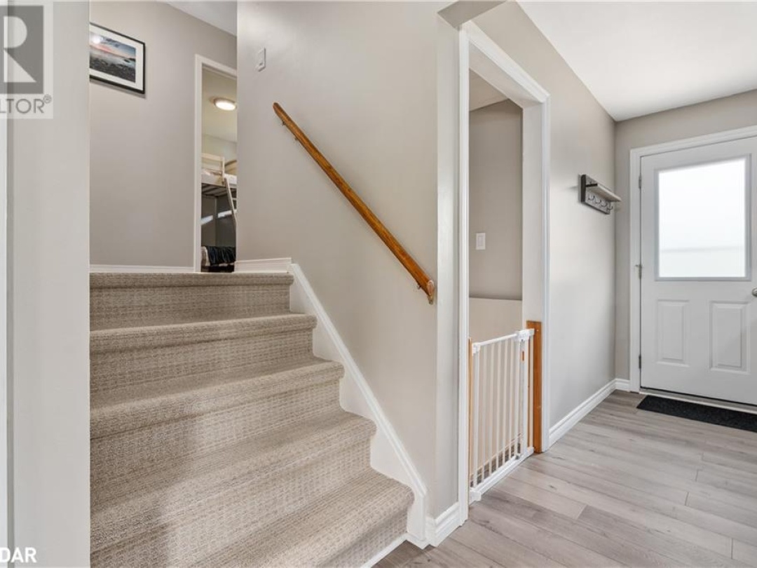 9881 12 Highway, Warminster