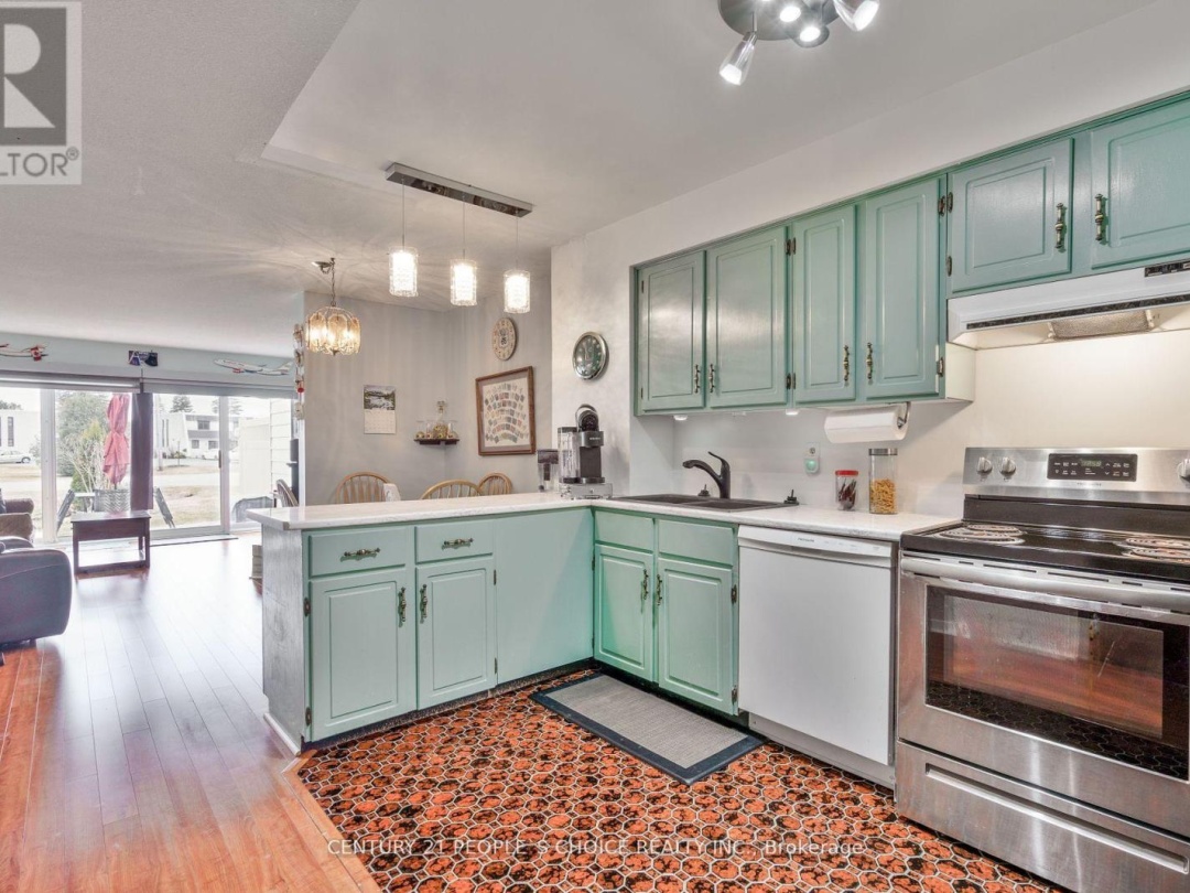 3 4 Paradise Boulevard, Lake Simcoe