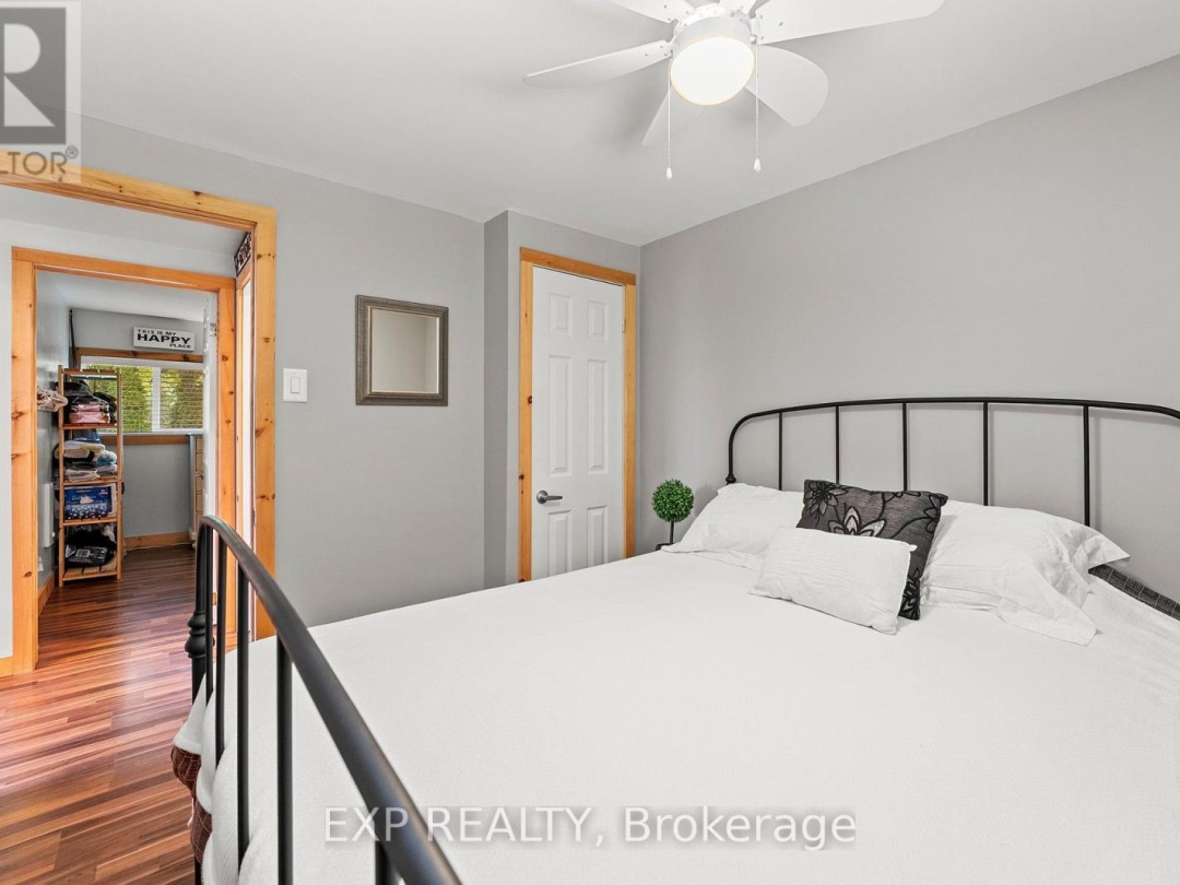 104 Fulsom Crescent, Dalrymple-south Lake