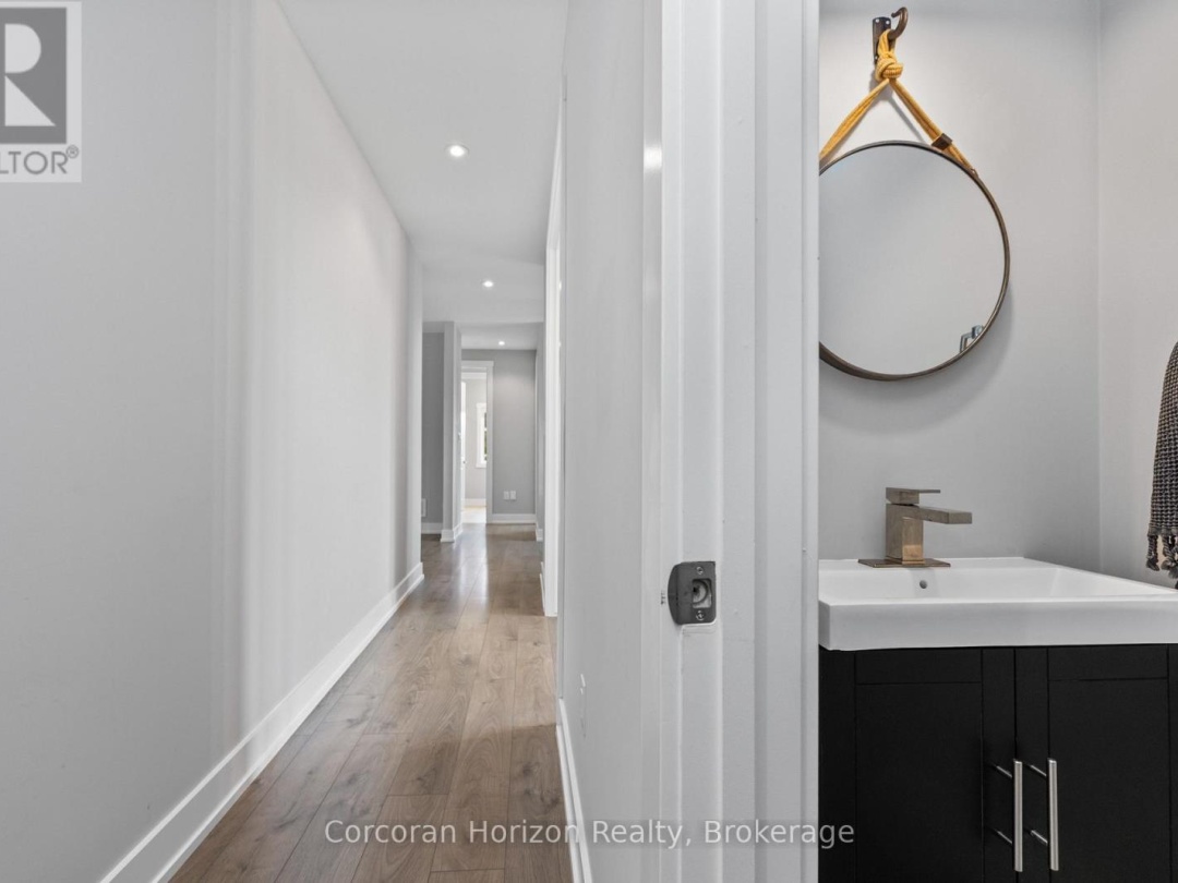 12 REIDS RIDGE, 