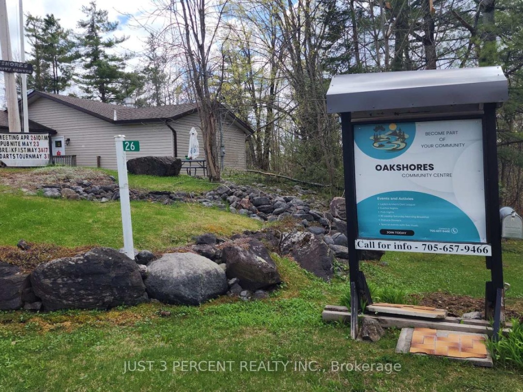 55 Northern Avenue, Little Bald Lake