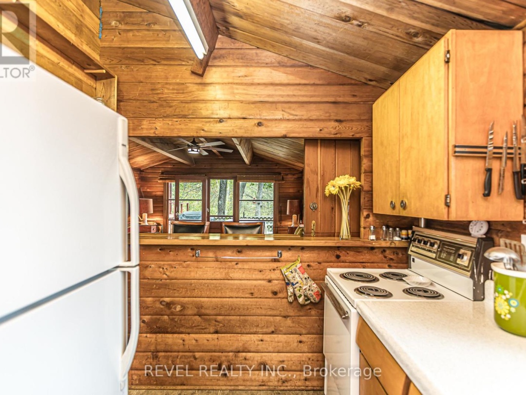 744 10 BAXTER ISLAND, 