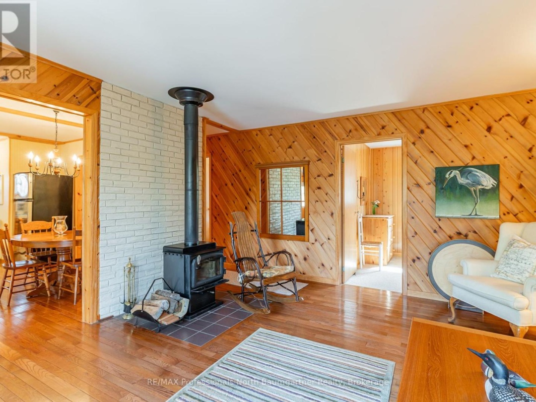 1117 Mink Road, Long Lake