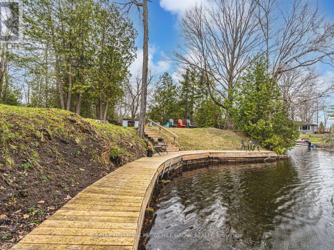 15 Duncan Drive, Trent-severn Waterway