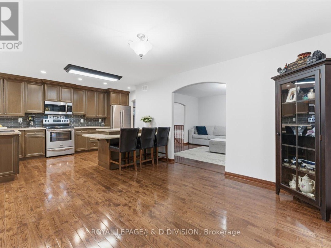 2925 PINECONE TRAIL, 