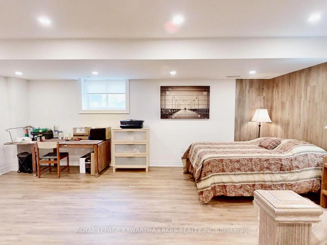 2501 Lakeshore Drive, Lake Simcoe