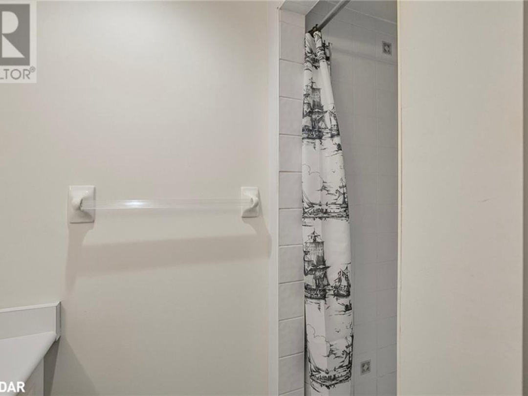 107 Bond Street Unit# 303, Orillia