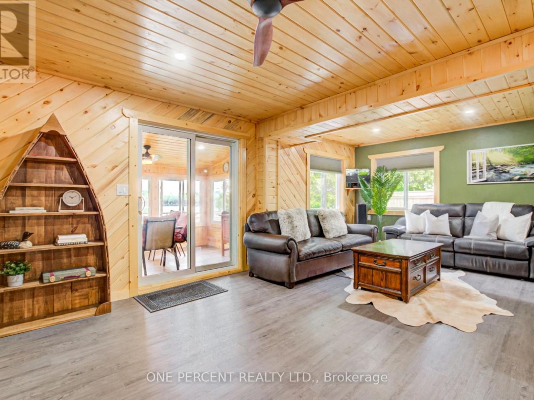 1105 Lakeshore Road, Gooderham Lake