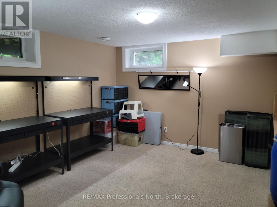 20 1591 Hidden Valley Road, Peninsula Lake