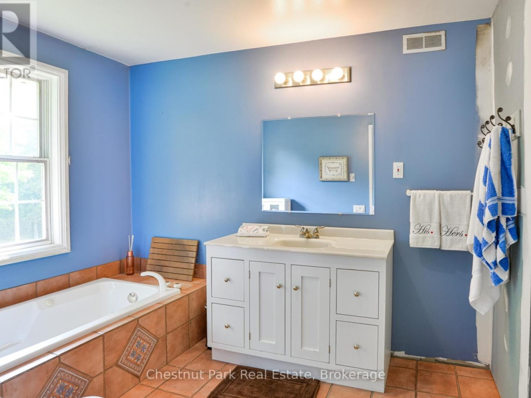 628 LYNX LAKE ROAD, 