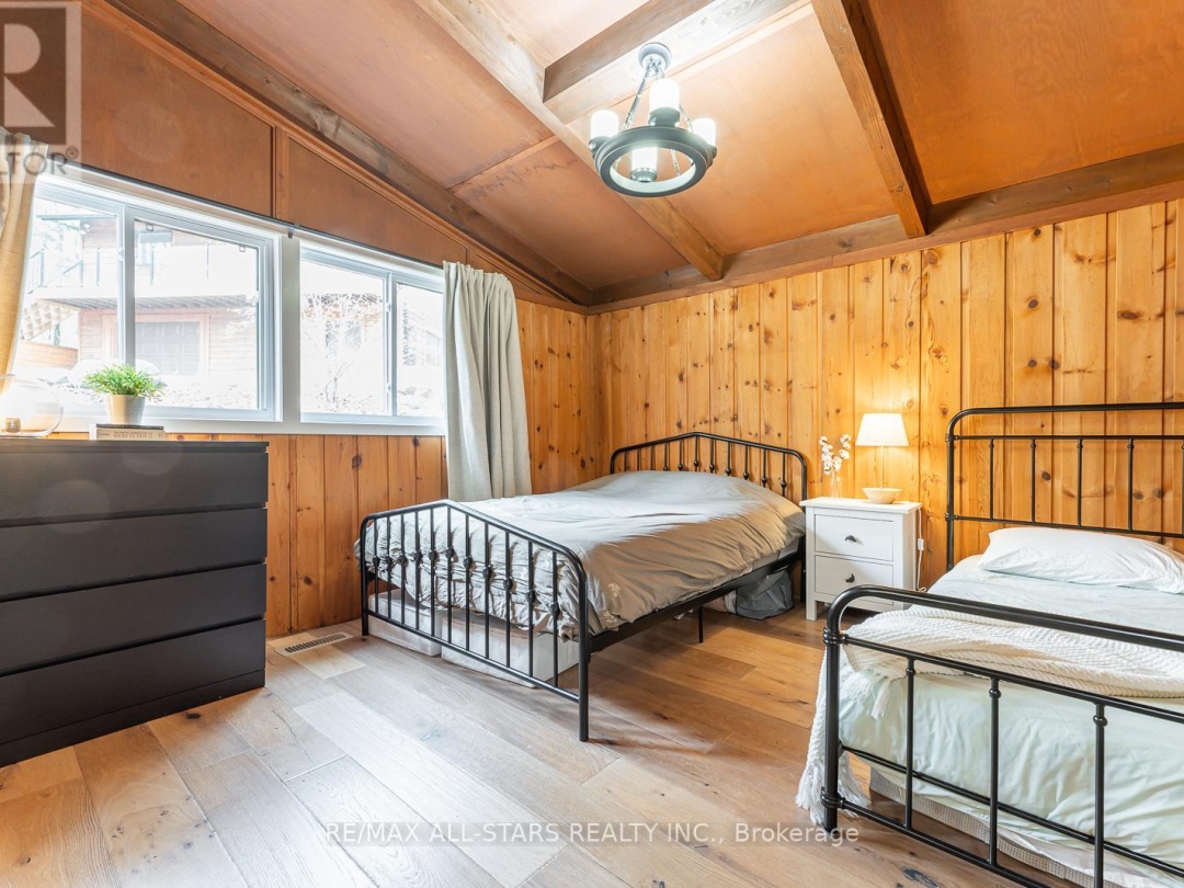 1008 Rolland Drive, Little Kennisis Lake
