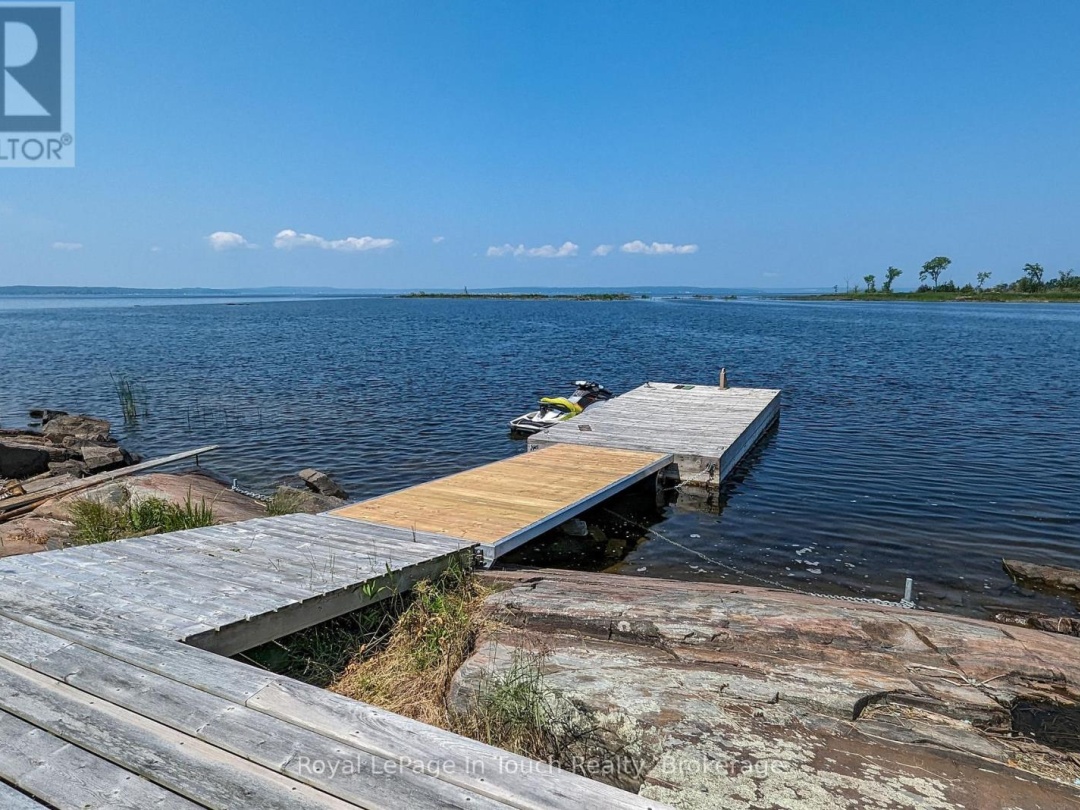 2 Island 130, Georgian Bay