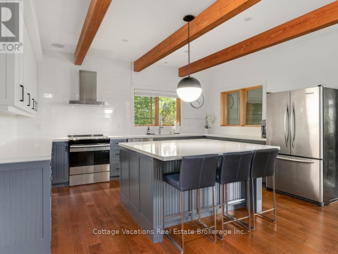 1016 Lawland Heights Road, Lake Muskoka