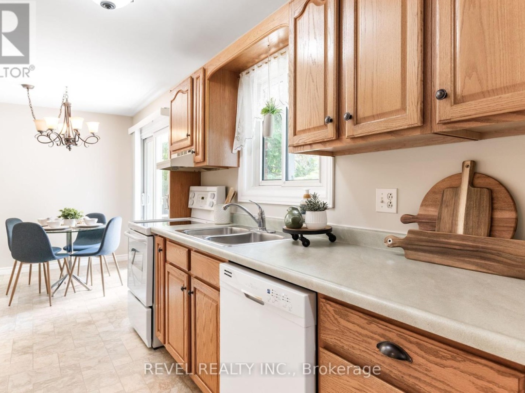 2796 COUNTY RD 48, 