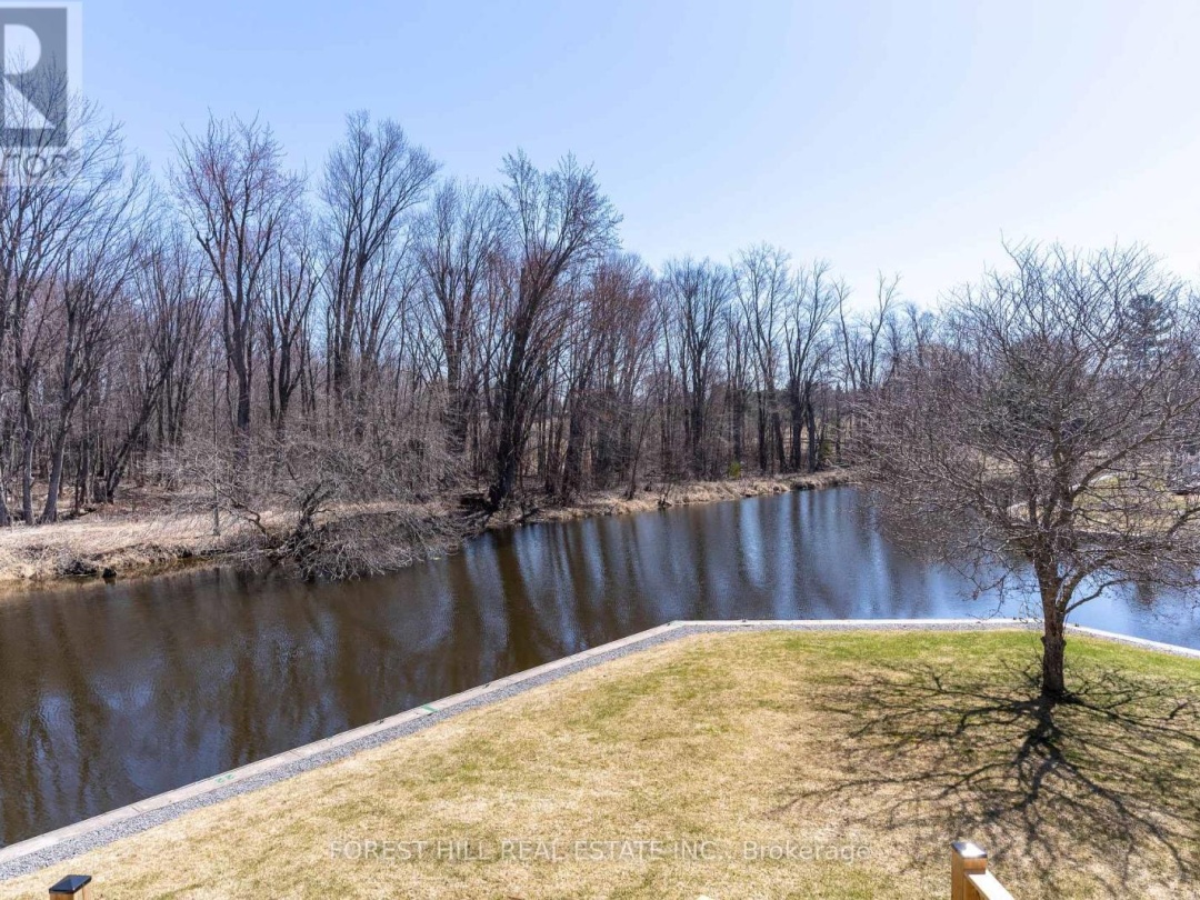 21 - 21 LAGUNA PARKWAY, Lake Simcoe