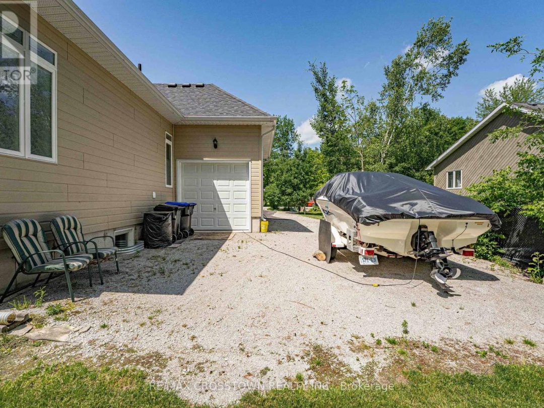 3545 TIMBERLINE AVENUE, 