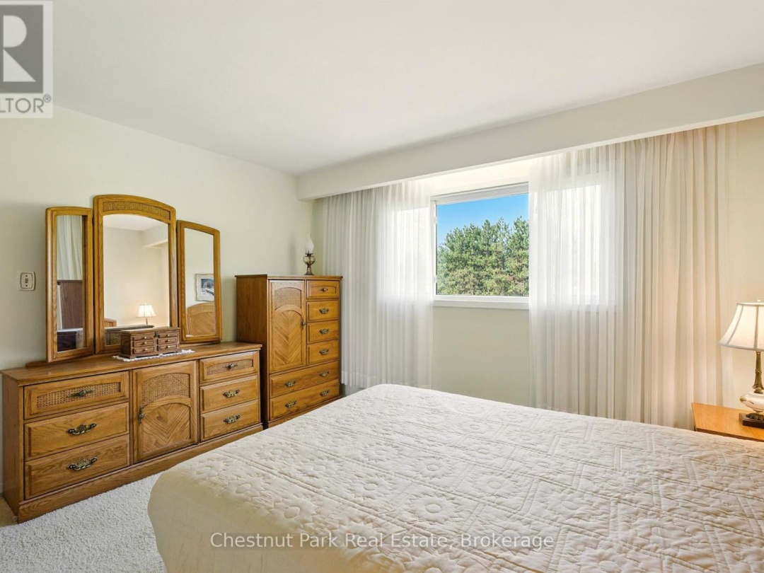 8 DANDELION LANE, 