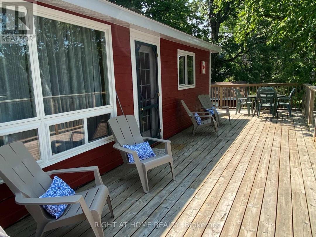 104 Lakeside Drive, Manitouwabing Lake