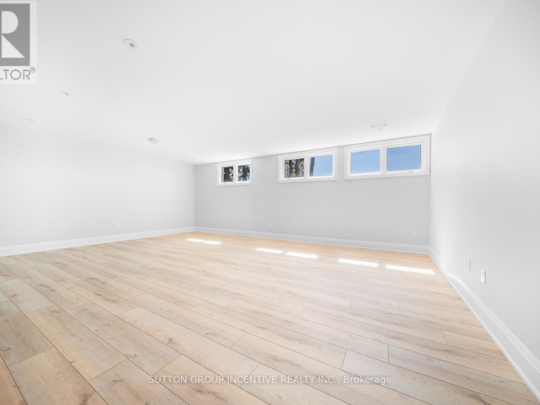 3331 Lake St George Boulevard, St George Lake