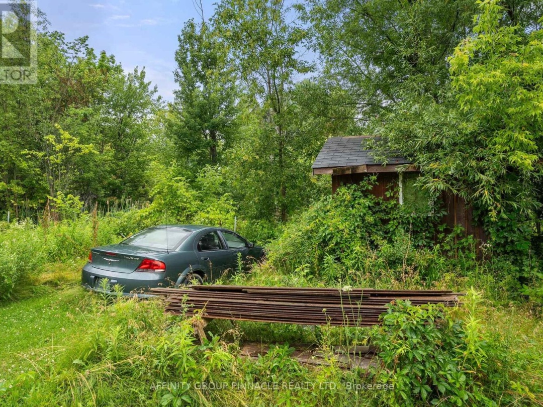 2 & 3 2559 Lakeshore Drive, Ramara