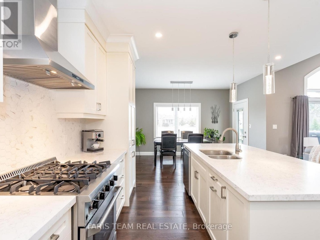 5 Breanna Boulevard, Oro-Medonte (Prices Corners)