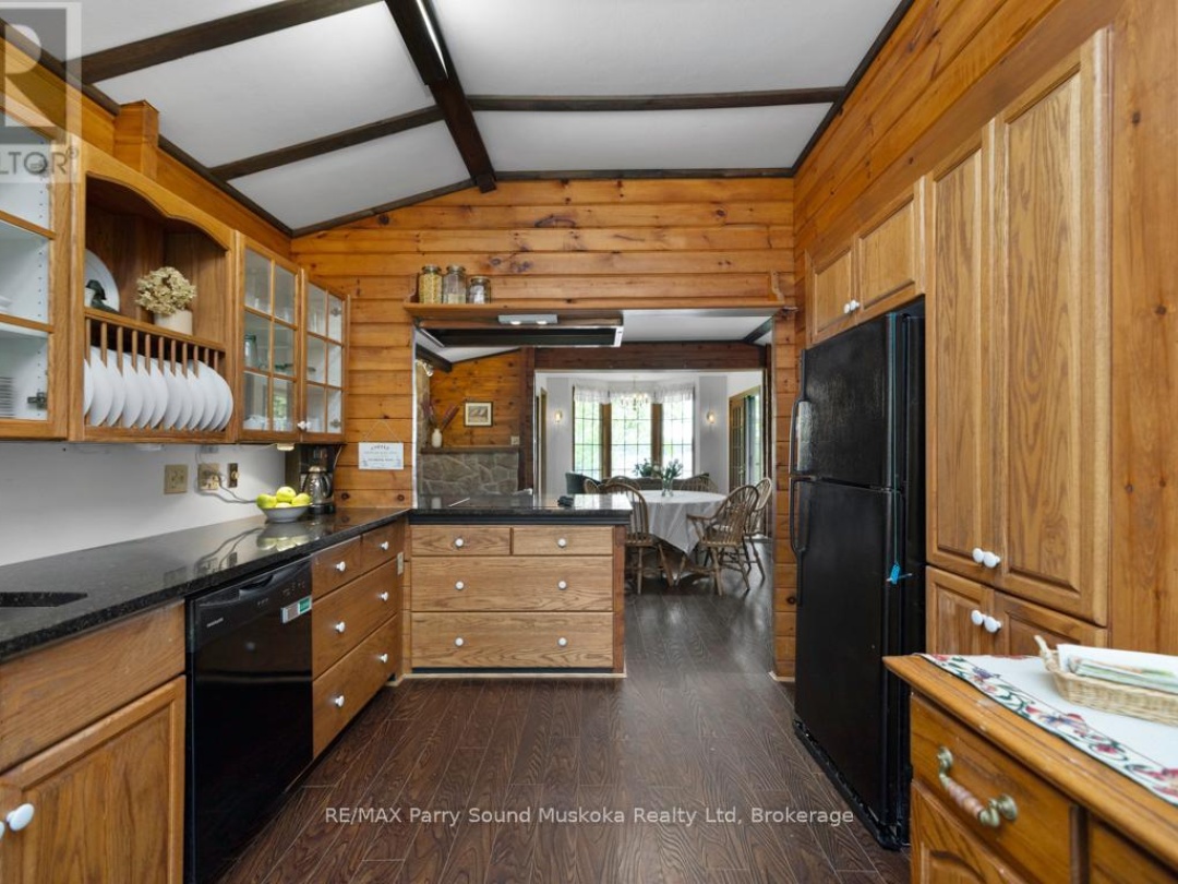 49 Bayshore Drive, Clear Lake