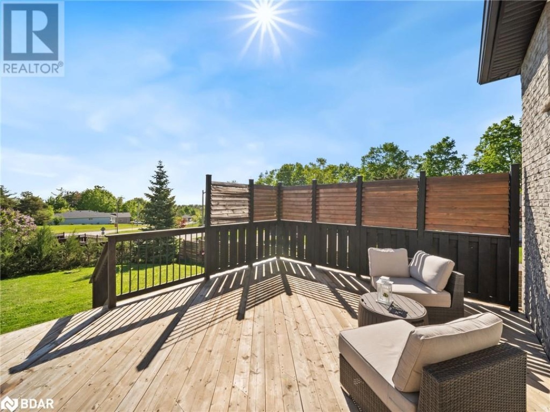 2 CHESTNUT Place, 