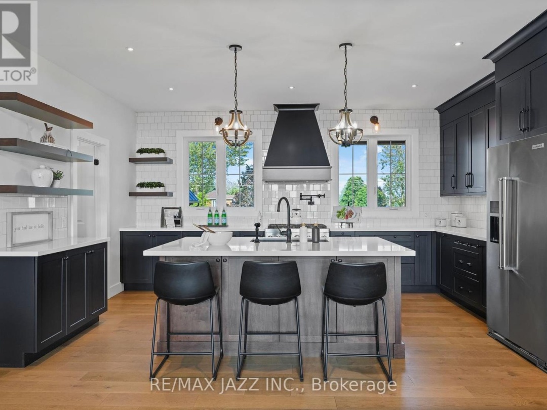 48 PLEASANT VIEW CRESCENT, 