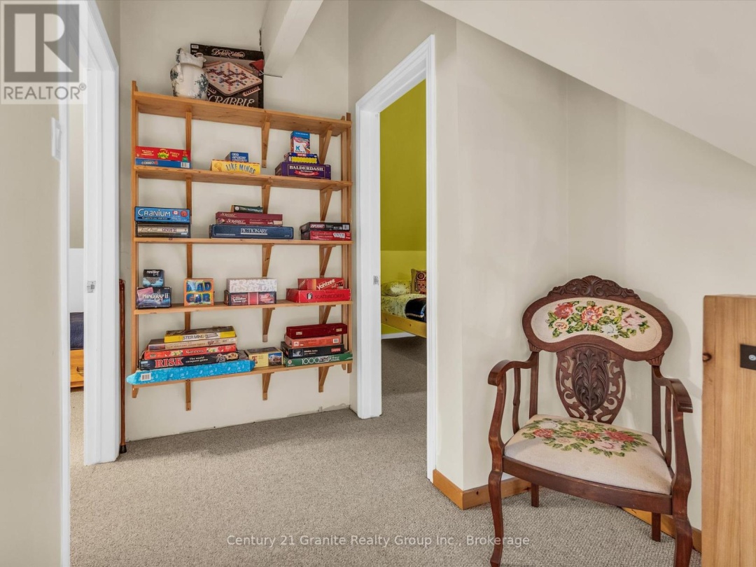 1120 S Clear Lake Road, Clear Lake