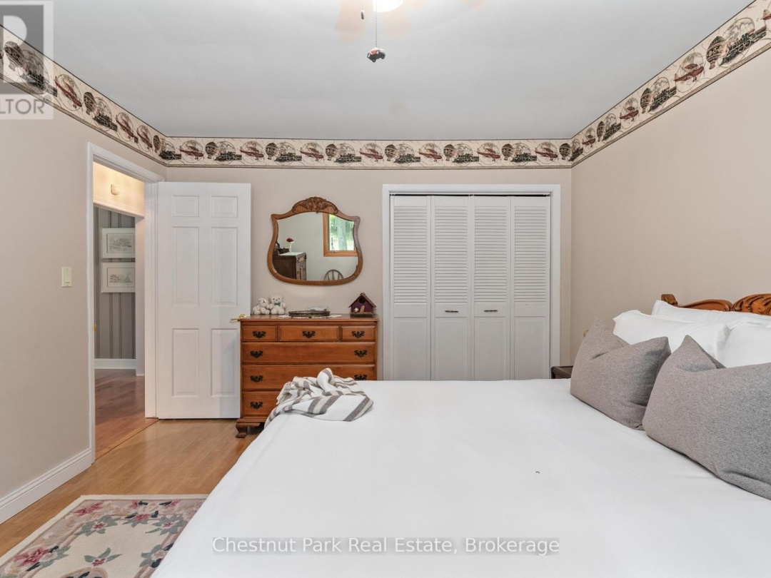 652 NORTH WASEOSA LAKE ROAD, 