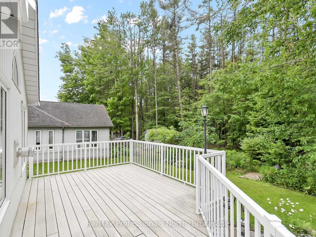 15 PINERIDGE GATE, 