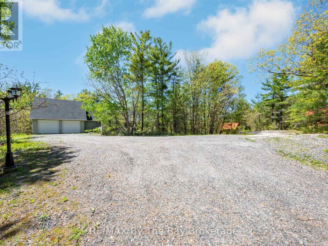 261 Kim T Lane, Buck Lake