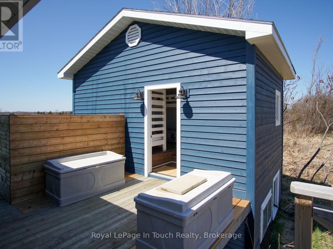 2 Island 130, Georgian Bay