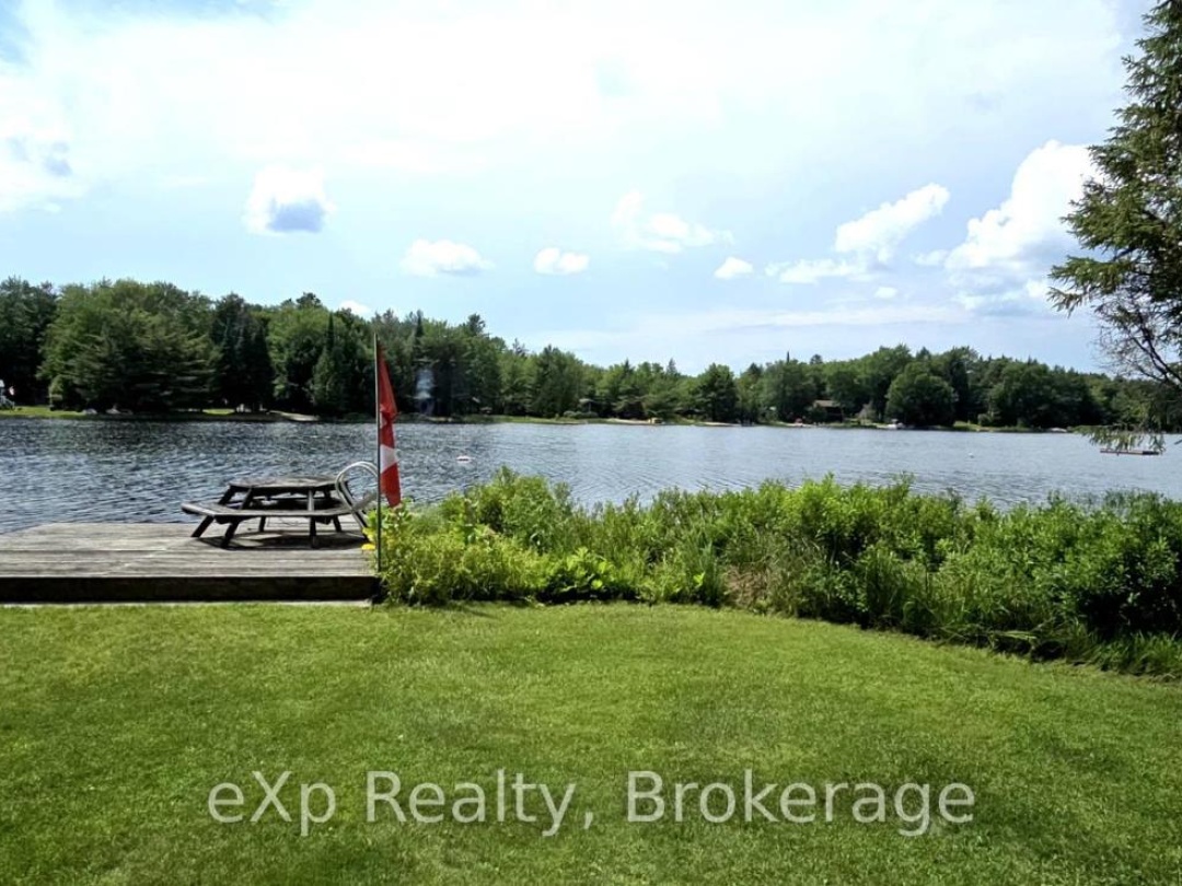 36 ROBERTS LAKE ROAD E, 