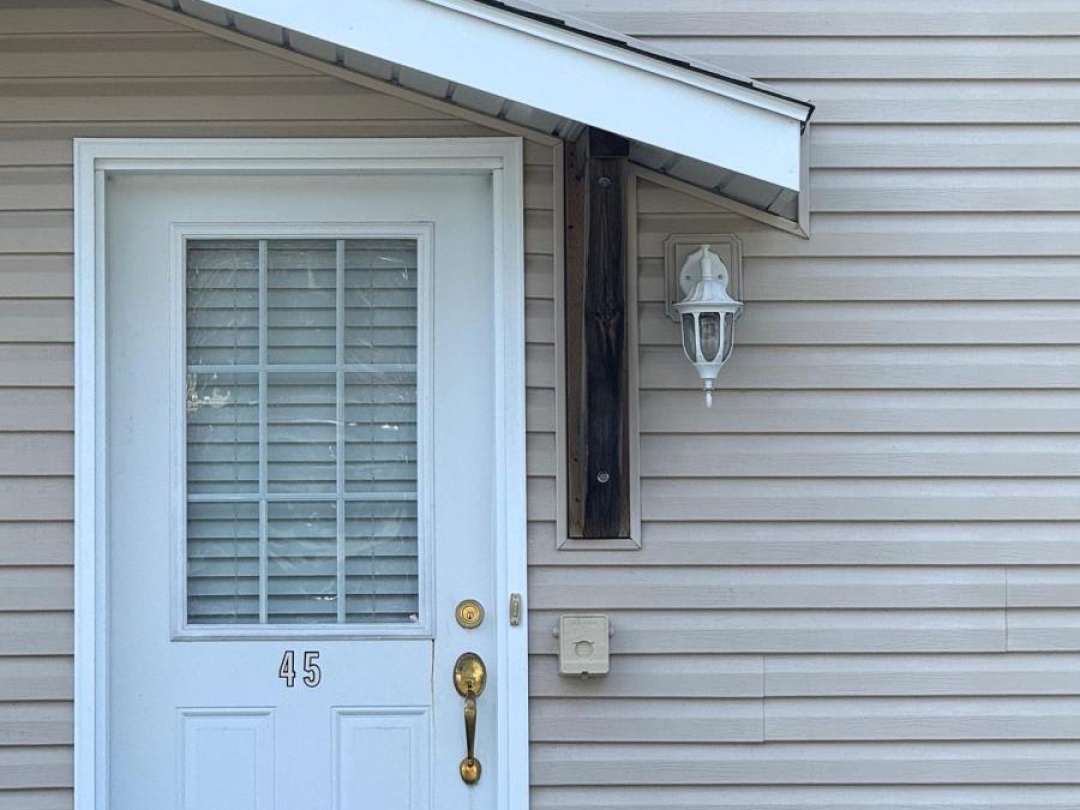 45 - 200 PINE STREET, 